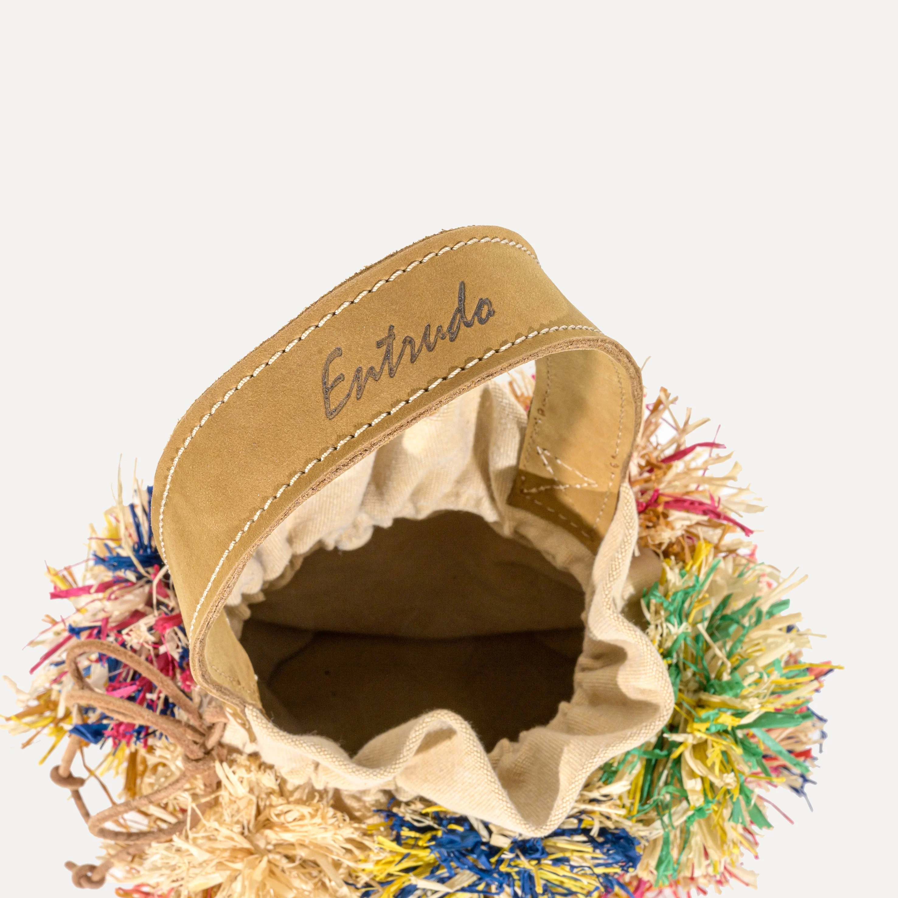Entrudo | Lalim Bucket Bag with raffia flowers - Image 3